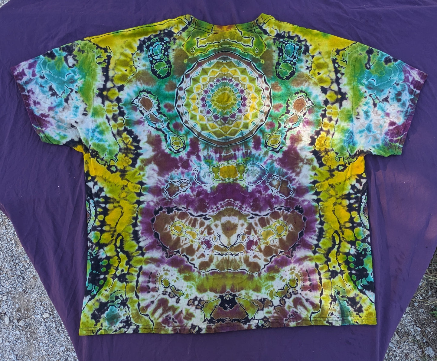 3XL Reverse Mandala Magic Tee