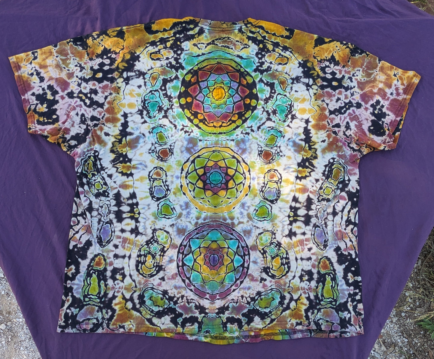 3XL Reverse Mandala Magic Tee