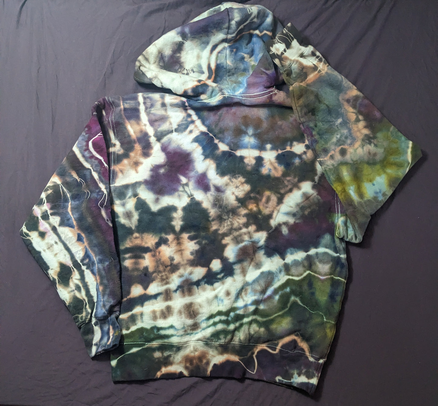 0. Small Ladies Geode Hoodie.