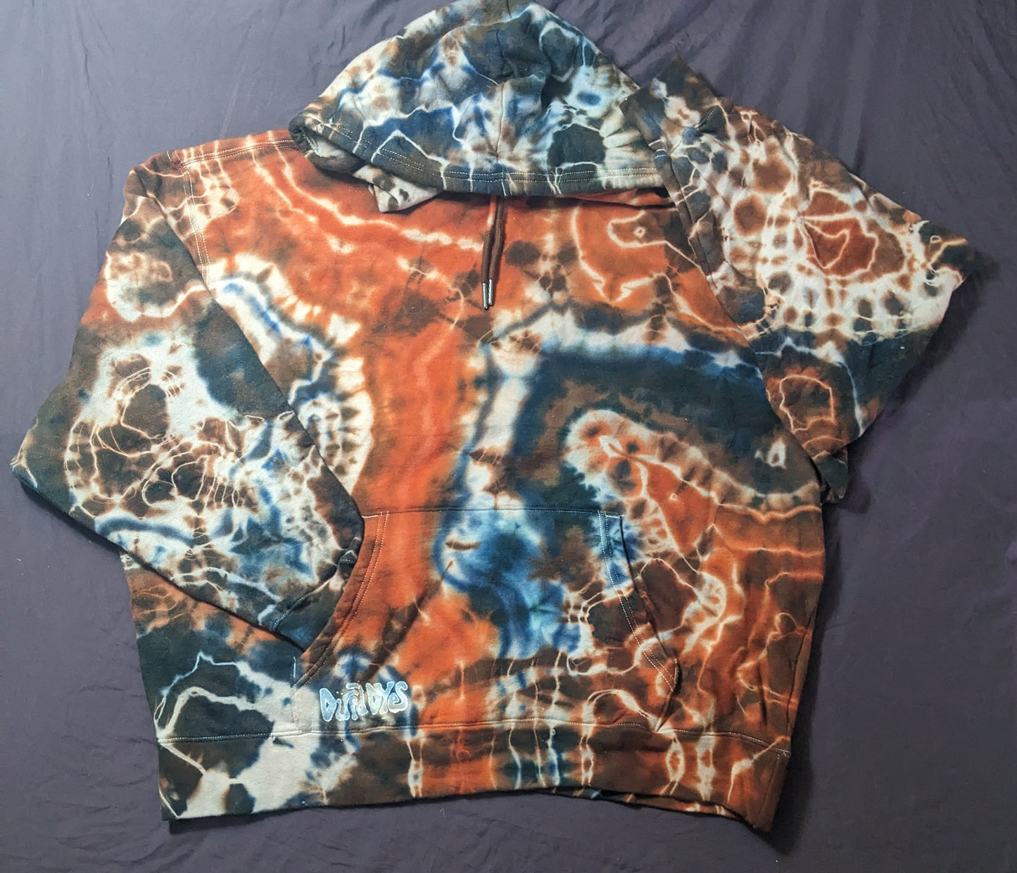 0. XL Ladies Geode Pullover Hoodie