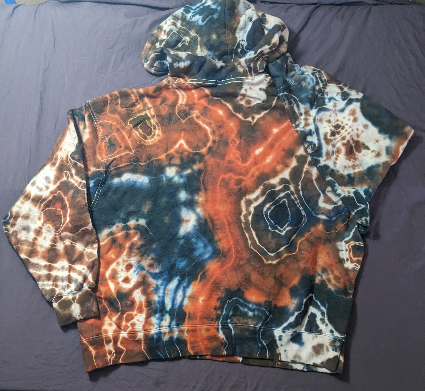 0. XL Ladies Geode Pullover Hoodie