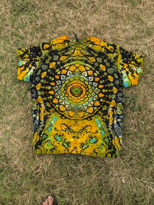 Large Reverse Mandala Mac n Green