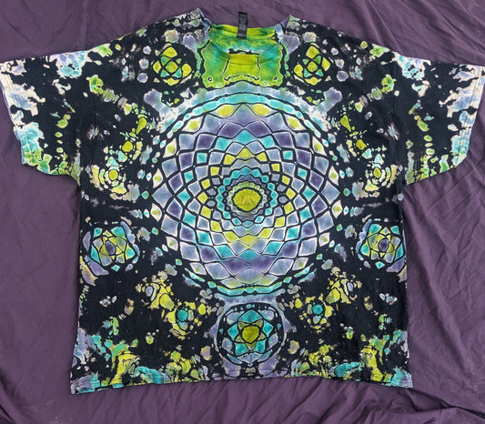 XXL Reverse Mandalaverse Tee