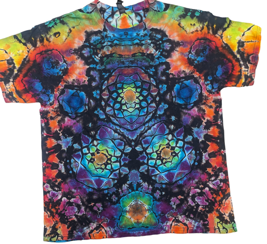 Large Reverse Rainbow Mandala